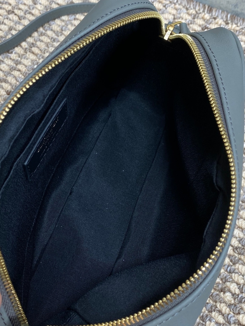 Y51 camera bags